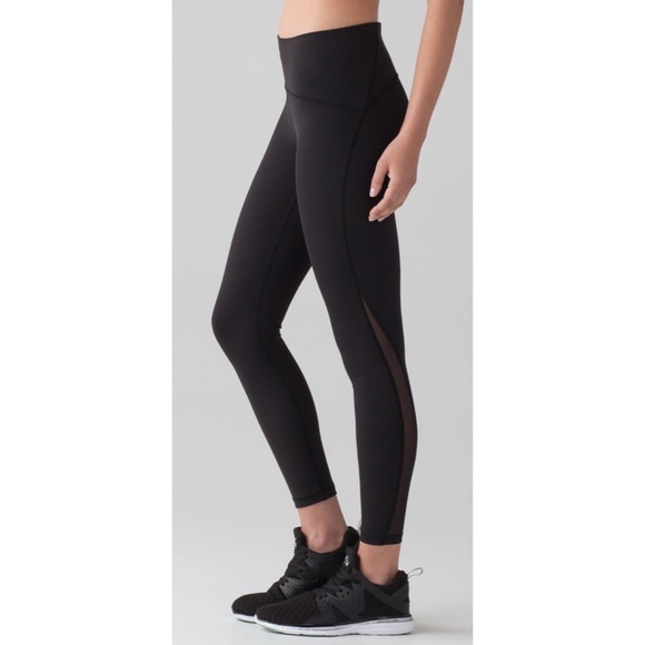 Lululemon Train Times 7/8 Pant *25"
Black - Picture 1 of 9